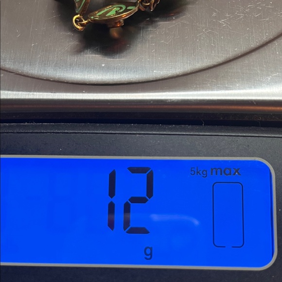 Sterlings 925 & green enamel Elegant Green and Gold Bracelet - Picture 9 of 9